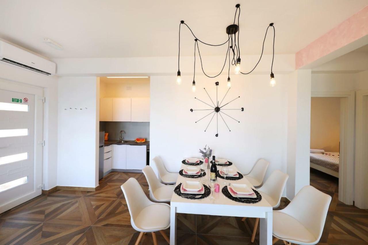 Apartament Redstone Luxury