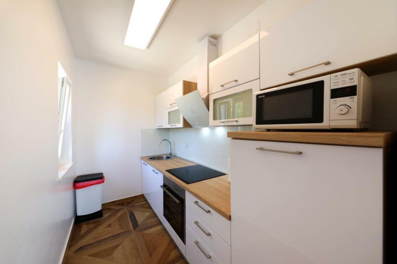 Redstone Luxury Apartament
