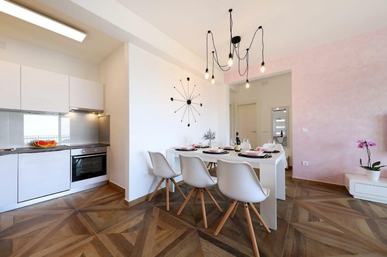 Apartment Redstone Luxury Sveta Nedelja (Hvar)
