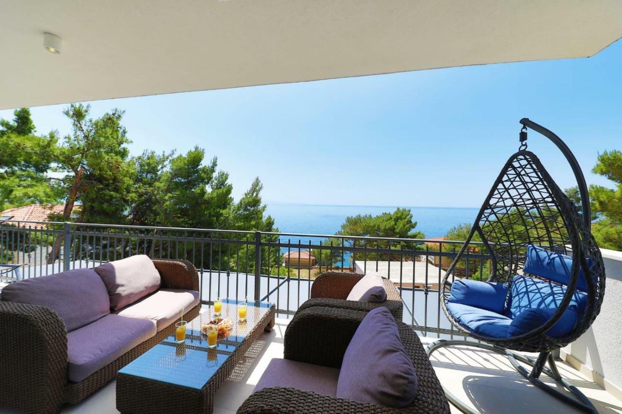 Redstone Luxury Apartment