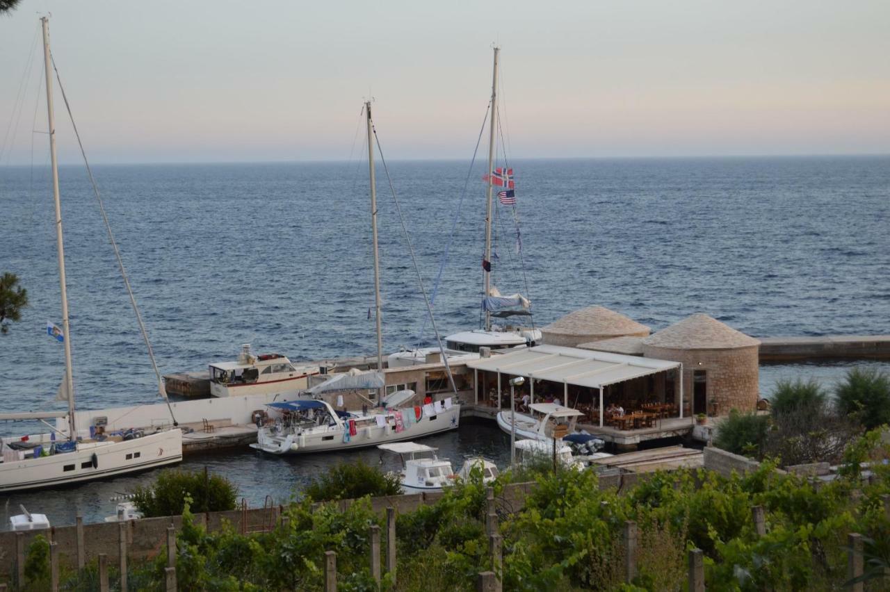 Apartament Redstone Luxury Sveta Nedelja (Hvar)